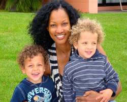 She gave birth to twin sons with Mike Nilon after five years of treatment for infertility when she was forty.